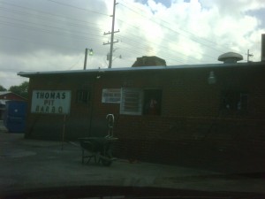 Thomas Pit's Smokehouse